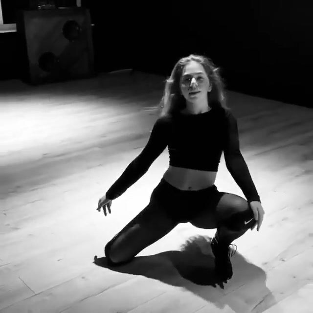 “Dancing is like taking a mini vacation from the street of the everyday - you have to be in the moment” ✨❤️