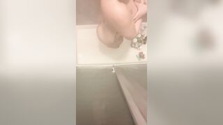 Shower ass clapping