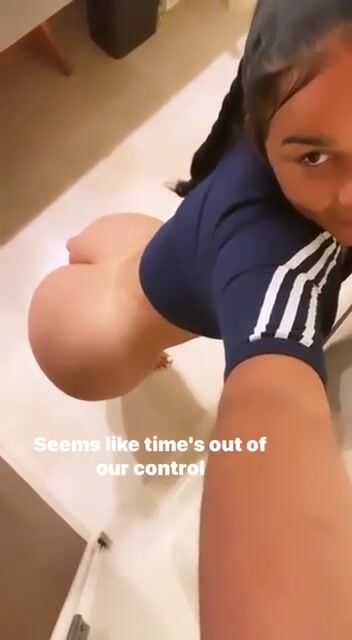 She ♥️ anybody know her @?