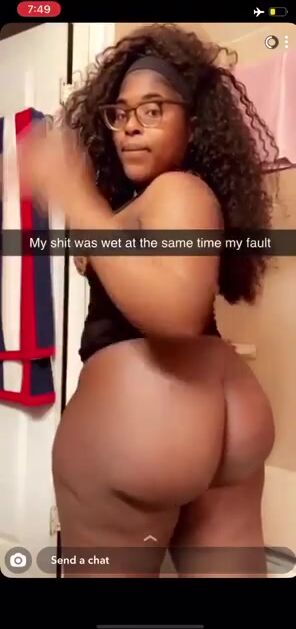 ???????? no I don't know the socials ???? if you do let me know