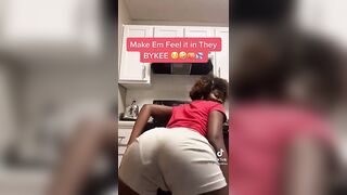 Ebony Twerk: LIL HUNGRY BOOTY???????? #4