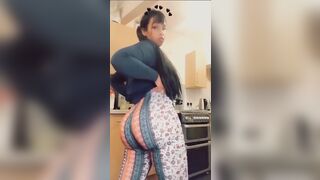 Ebony Twerk: ebony tiktoker #2