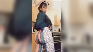 Ebony Twerk: ebony tiktoker #3