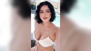 Latina ????????????????