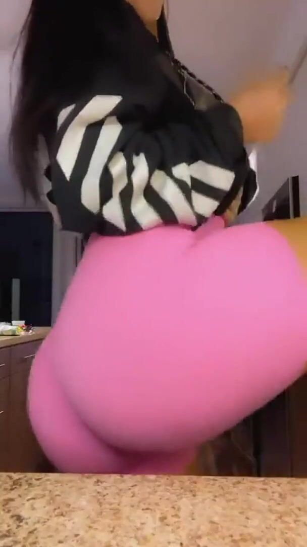 Side twerk