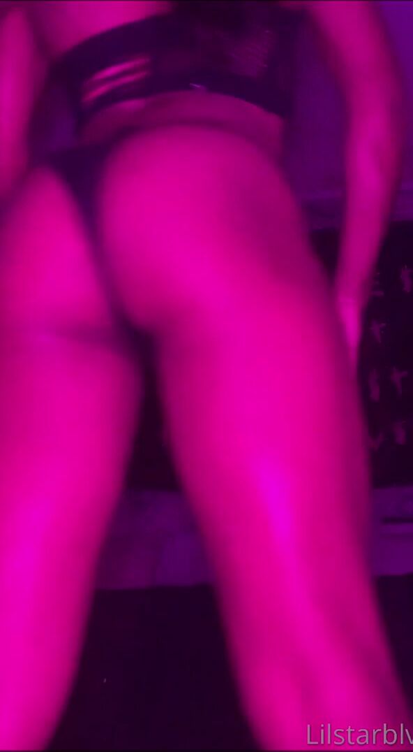 I might be petite but this ass isnt