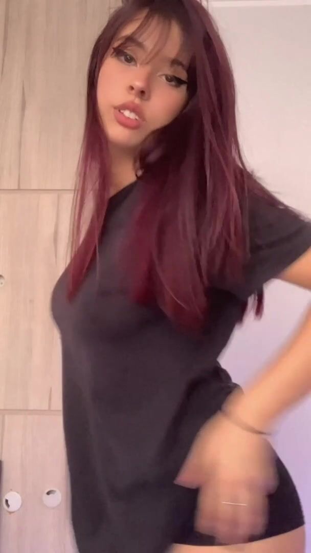 Hi there, brazilian girl here