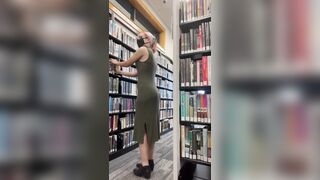 Twerk: Are naughty librarian fetishes still a thing? ???? #1
