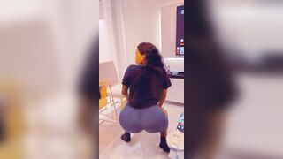 Twerk Queens: African big ass twerk #4