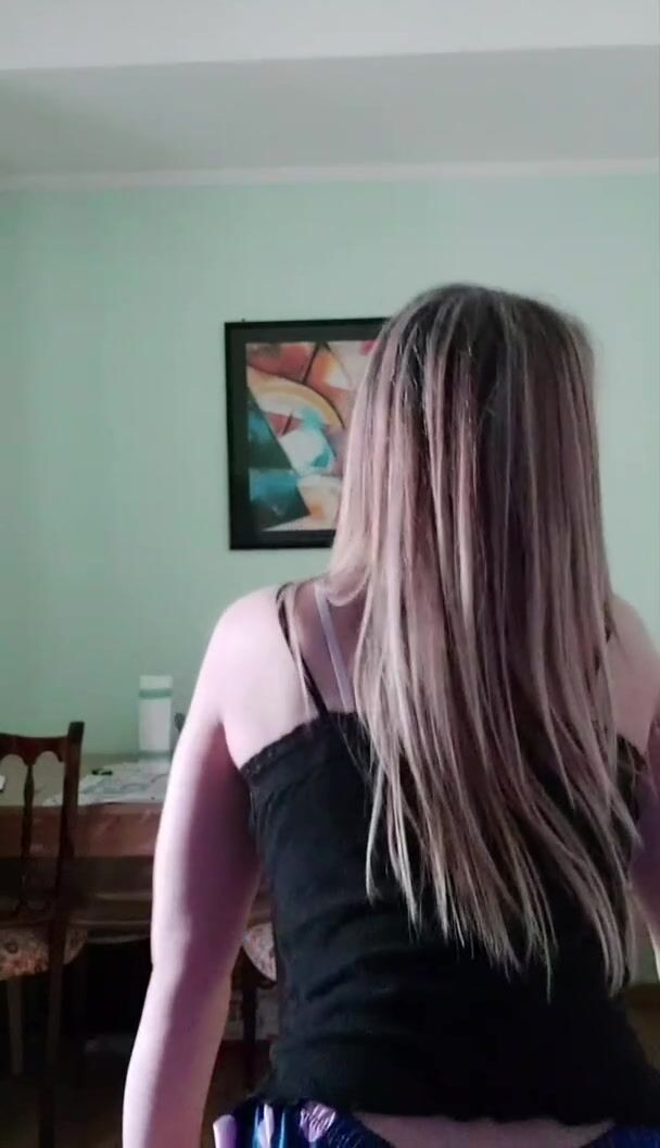 You want see me doing this without my pants?????