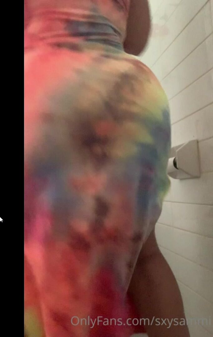 Bad Chicks Only, DM’s & Customs only ♥️ Hit me if you need Vip