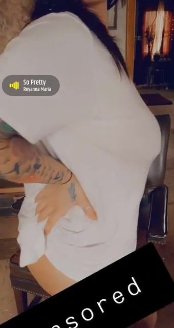 Thick girl twerk ????