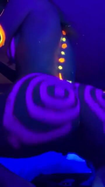 Norah Nova's hypnotic ass