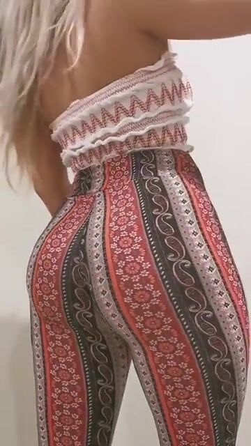 Double cheeked up on a Thursday afternoon! ????