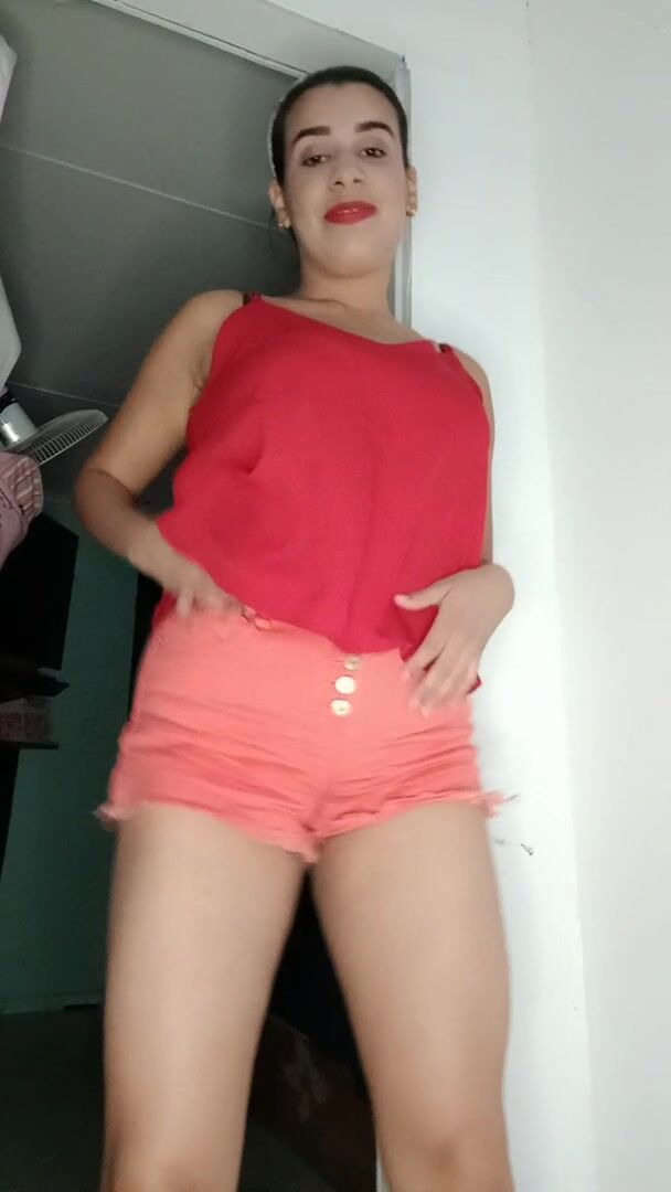Do you like double D’s on a short girl?