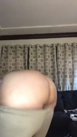 Fat & jiggly ass