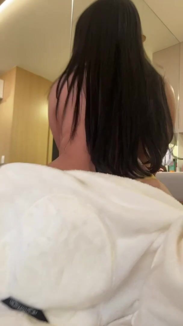 All that’s missing is your face in between my cheeks