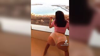 Twerk: I love booty shorts #4