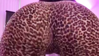 Twerk: How does leopard look on my ass? #4
