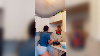 Twerk: Wifey material #5