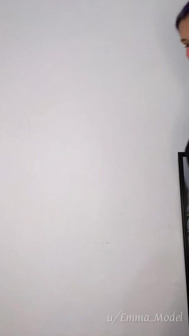 ¿Can you cum on a moving target?