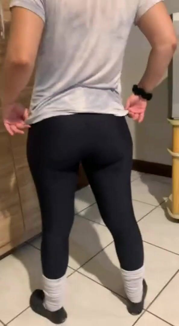 Do you guys love as much when I jiggle my ass as when I jiggle my huge Fs?