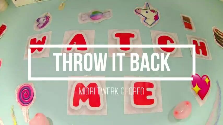 Sometimes, Asian twerking hits different