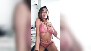 Twerk: If even 4 guys would smash me, I’ll celebrate and fuck myself ???? #2