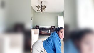 Twerk: Italian teen shaking her ass #2