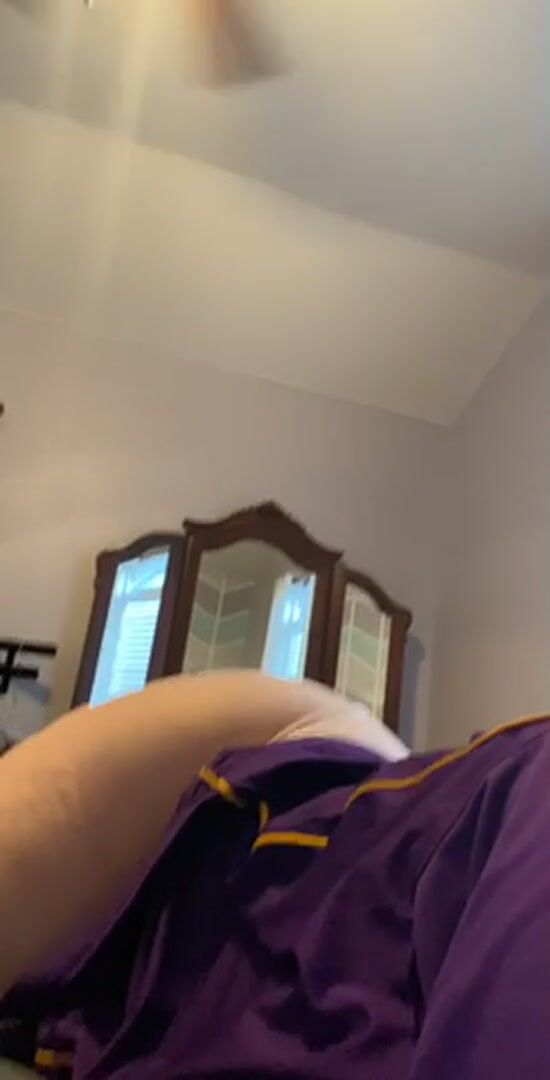 what about a little one cheek twerk?