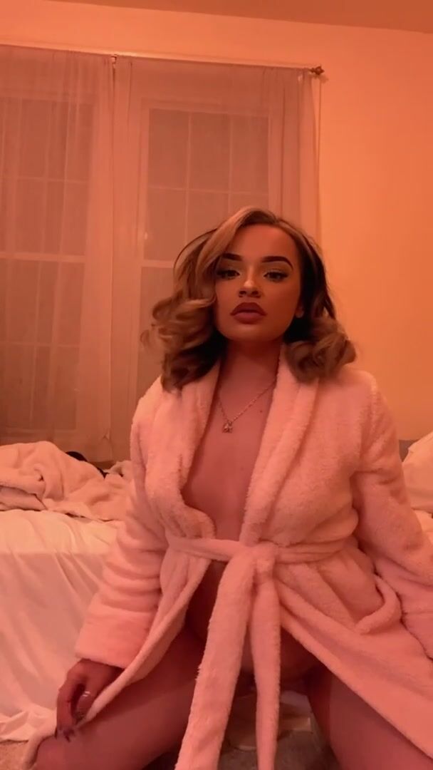 Twerking Ass Latina Porn GIF by milaniamour